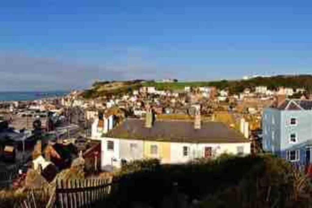 Hastings Old Town. Cottage - By The Sea Exteriör bild