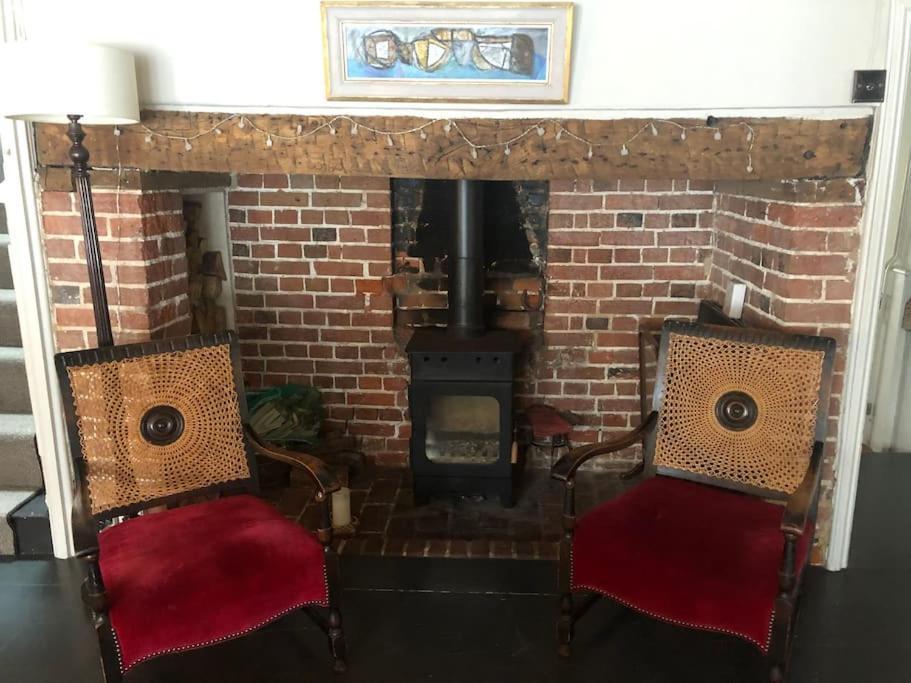 Hastings Old Town. Cottage - By The Sea Exteriör bild